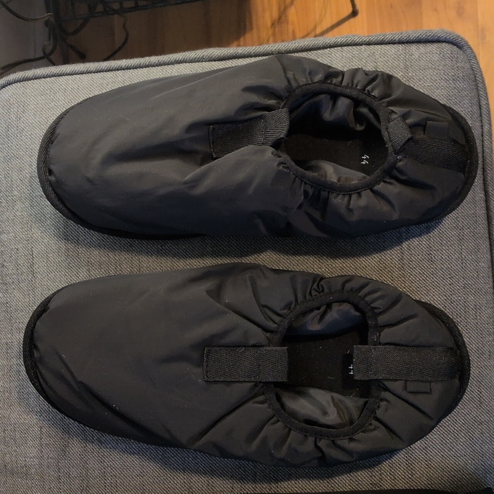 Black Slip-On Slippers